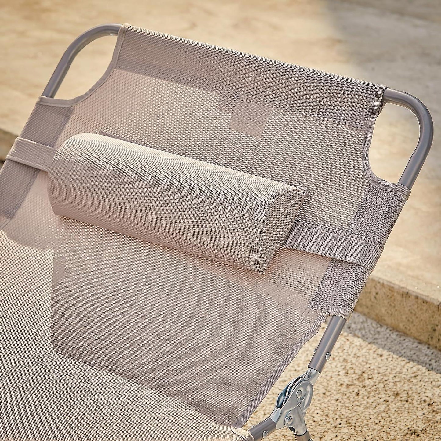 SoBuy - Set van 2 Verstelbare Buiten Zonnebanken voor Camping en Tuin - Beige
