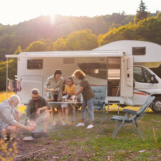 TRVLMORE Campingstoel - Inclusief Draagtas - Comfortabele Vouwstoel - 150 kg draagvermogen - Kampeerstoel - Opbergvak - Klapstoel - Grijs