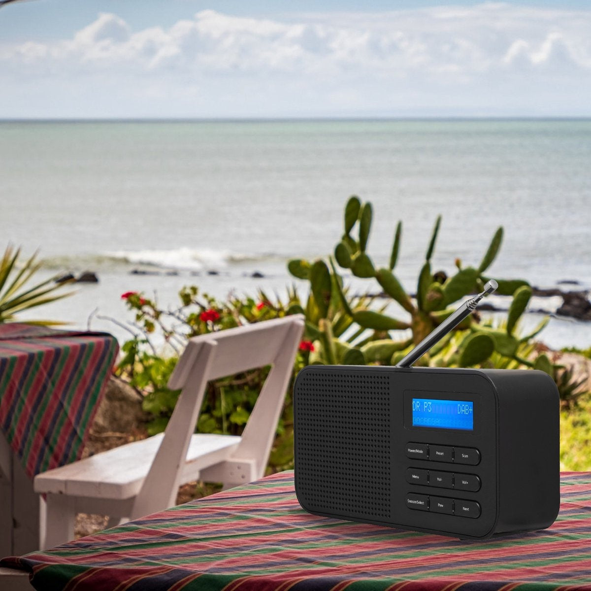 Denver DAB Radio - DAB42 - Batterijen & Netstroom - 10W - Zwart