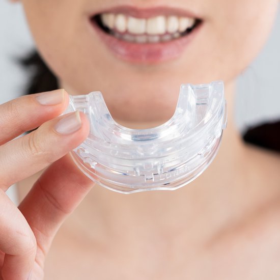 Airmaster Anti Snurk Beugel - Verstelbaar - Nachtrust Producten - Neusspreider - Gebitsbeschermer - Knars - Bitje - Transparant BPA vrij