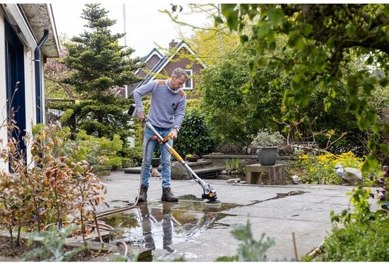 Batavia Accu 18V Twin Brush reinigingsborstel - Incl. 2.0Ah Li-ion Accu / 2.4A Oplader - 100% waterproof incl. tuinslangaansluiting - Flexibele kop -15° en 90° - Gepatenteerde 2-in-1 borstels die in tegengestelde richting draaien - Maxxpack