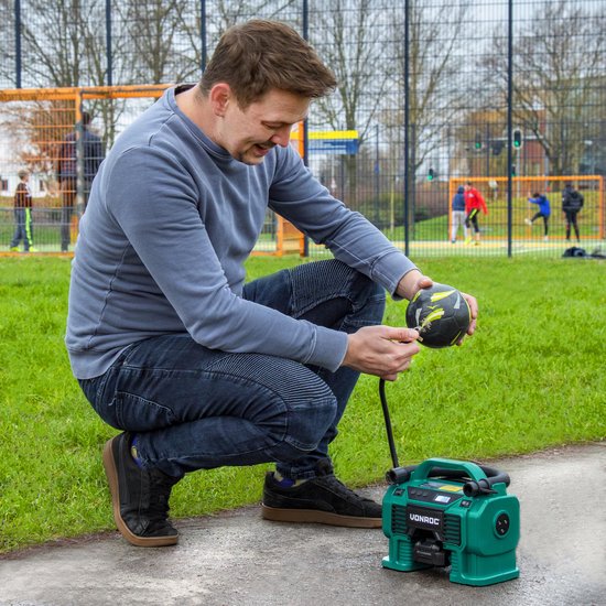 VONROC Accu compressor – VPower 20V – Zonder accu & lader – 20V accu & 12V aansluiting – 11 bar – Incl. 8 accessoires