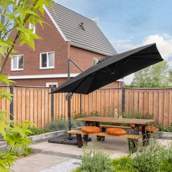 VONROC Premium Zweefparasol Pisogne 300x300cm – Incl. kruisvoet & beschermhoes – Vierkante parasol – 360 ° Draaibaar - Kantelbaar – UV werend doek - Zwart