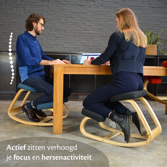 Backerz® Kniestoel - Ergochair - Ergonomische werkkruk en Bureaustoel - Werkkruk - Max 130 kg - Zwart gelakt Hout, Rood Linnen