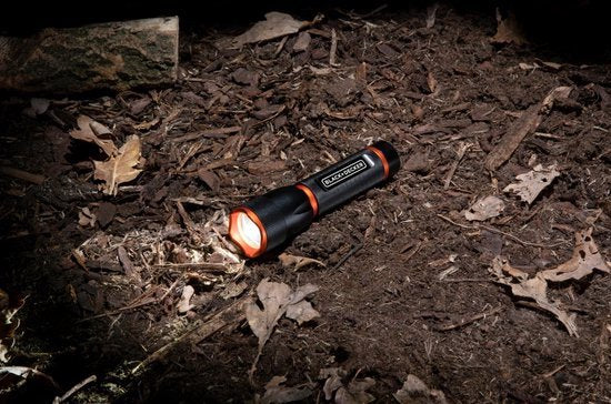 BLACK+DECKER LED Zaklamp 120 Lumen - 3W - 140M Bereik - 3 Lichtstanden: Hoog, Laag, Pulserend - Zwart/Oranje