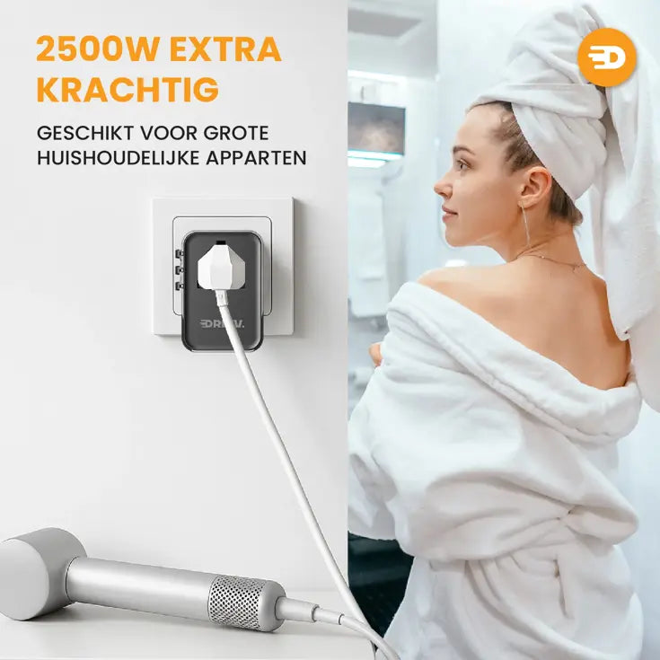 Drivv. Universele Wereldstekker USB-C 45W - voor 180+ Landen - 3x USB-C & 2x USB-A - Compacte Reisadapter
