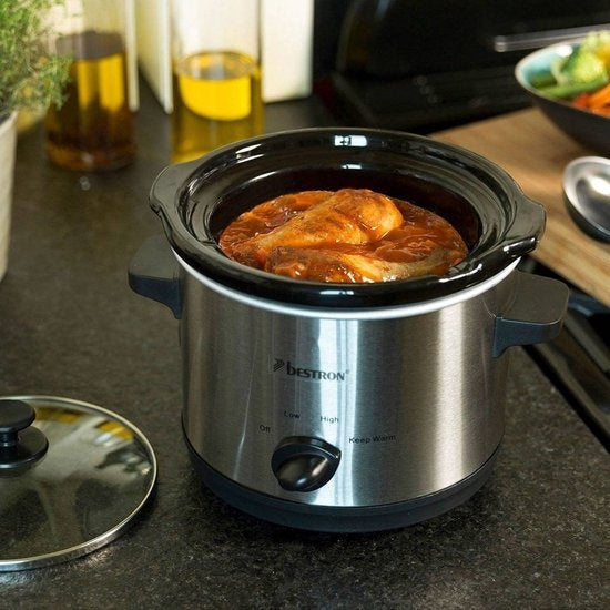 Bestron Slowcooker, met 3 programma's, keramische pan & glazen deksel, voor 2 Personen, 1,5L capaciteit, vatwasserveilig, 120 Watt, kleur: zilver