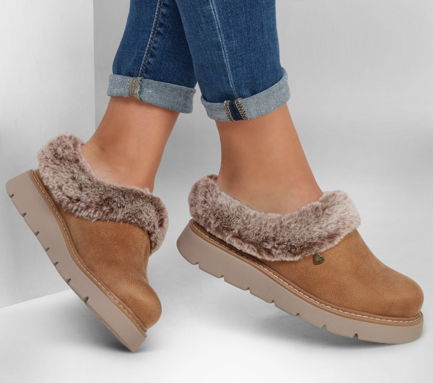 BOBS from Skechers Keepsakes Lite – Cozy Blend Damespantoffel met Memory Foam – Kastanje – Maat 40