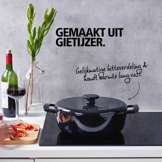 Brabantia The Dutch Oven XL Braadpan / Stoofpan 28cm - Hoge kwaliteit Gietijzer - 100% PFAS Vrij – Dubbele anti-aanbaklaag – RETRO - Inductie geschikt – Night Blue