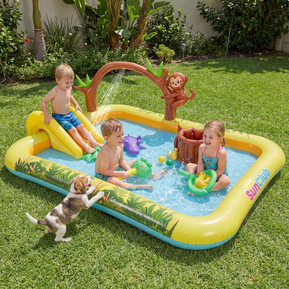 Coast Opblaasbaar Speelcentrum Jungle Avontuur - Glijbaan en Watersproeier - Voor Kinderen 2-6 Jaar - Multikleur