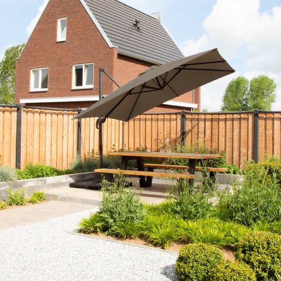 VONROC Premium Zweefparasol Pisogne 300x300cm – Incl. kruisvoet & beschermhoes – Vierkante parasol – 360 ° Draaibaar - Kantelbaar – UV werend doek - Taupe