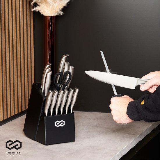 Infinity Goods Messenset - Messenblok - 16 Delig - Met Blok, Messenslijper En Schaar - Krasbestendig - RVS - Zilver/Zwart