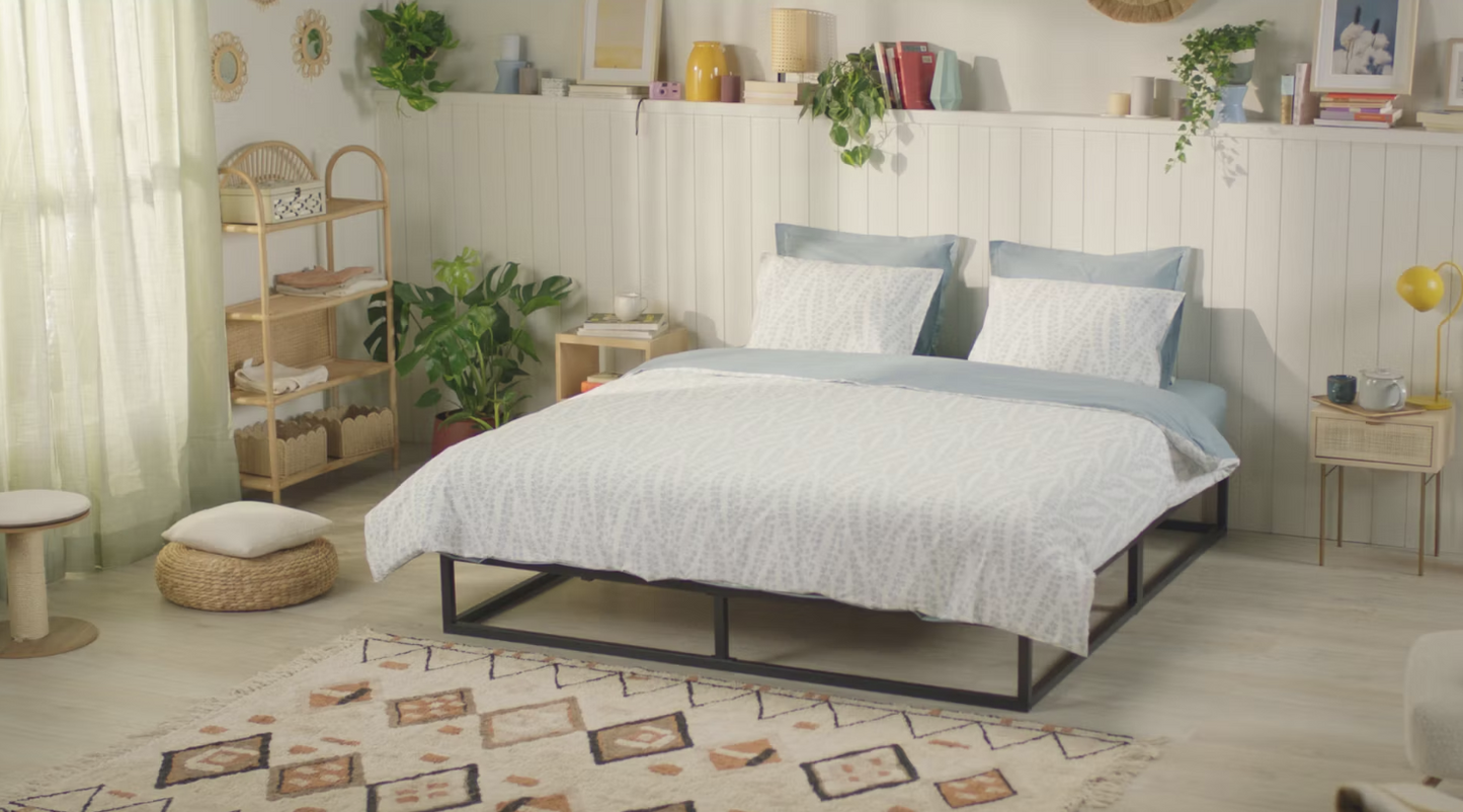 Emma Metalen Bed met Lattenbodem - Industrieel Design - Zwart - 180 x 200 cm
