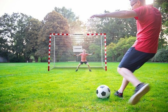 Dunlop Voetbaldoel - Inclusief 7 Grondhaken - Metaal - 300 x 200 x 110 cm - Wit/ Rood