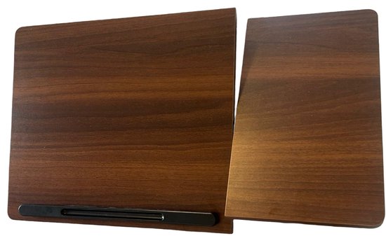 TTD® Premium Bijzettafel op Wieltjes - Laptoptafel Verstelbaar - Bedtafel op Wielen - Laptopstandaard - Verstelbaar in Hoek en in Hoogte - Donkerhout - Links
