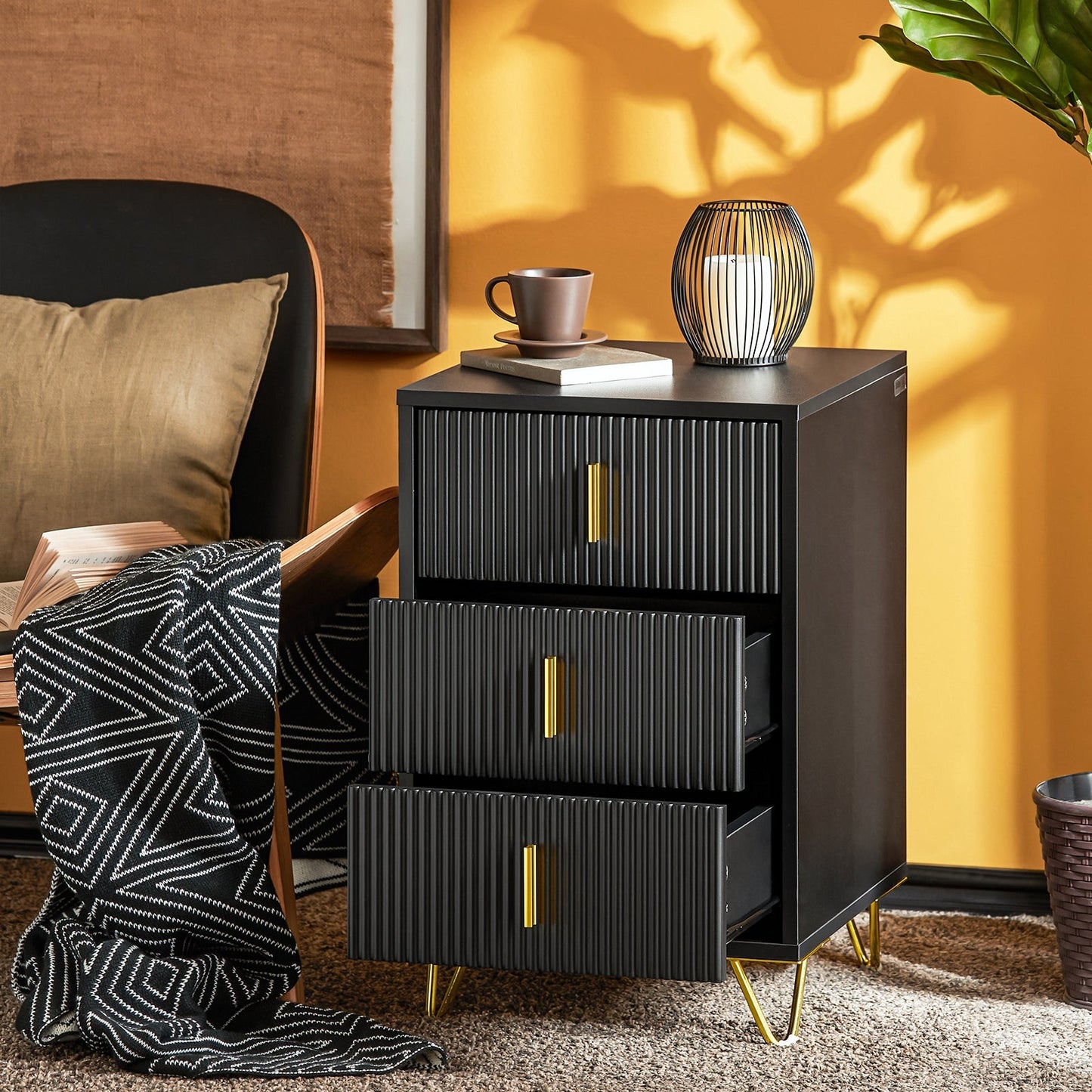 SoBuy Bijzetkastje - Nachtkastje met 3 uitschuifbare lades - Max. 33KG - 40 x 40 x 63 cm - Zwart/Goud