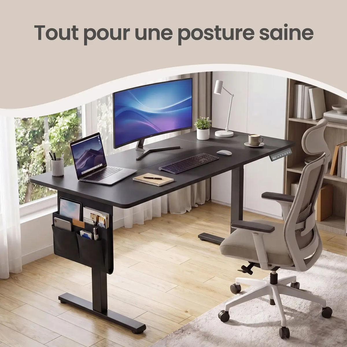 Ochama Height-Adjustable Desk, 140 x 60 cm, With Memory Function and USB-C Port, Black