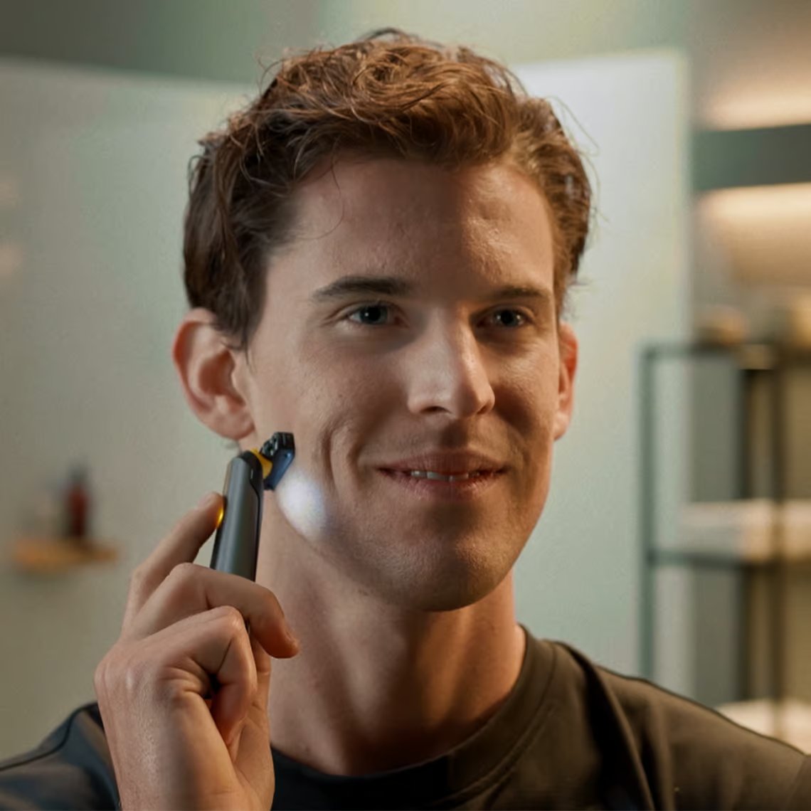 MicroTouch Titanium Solo Trimmer en Scheerapparaat - Geschikt voor Baard en Lichaam - Voor Alle Huidtypen - Inclusief 3 Opzetstukken