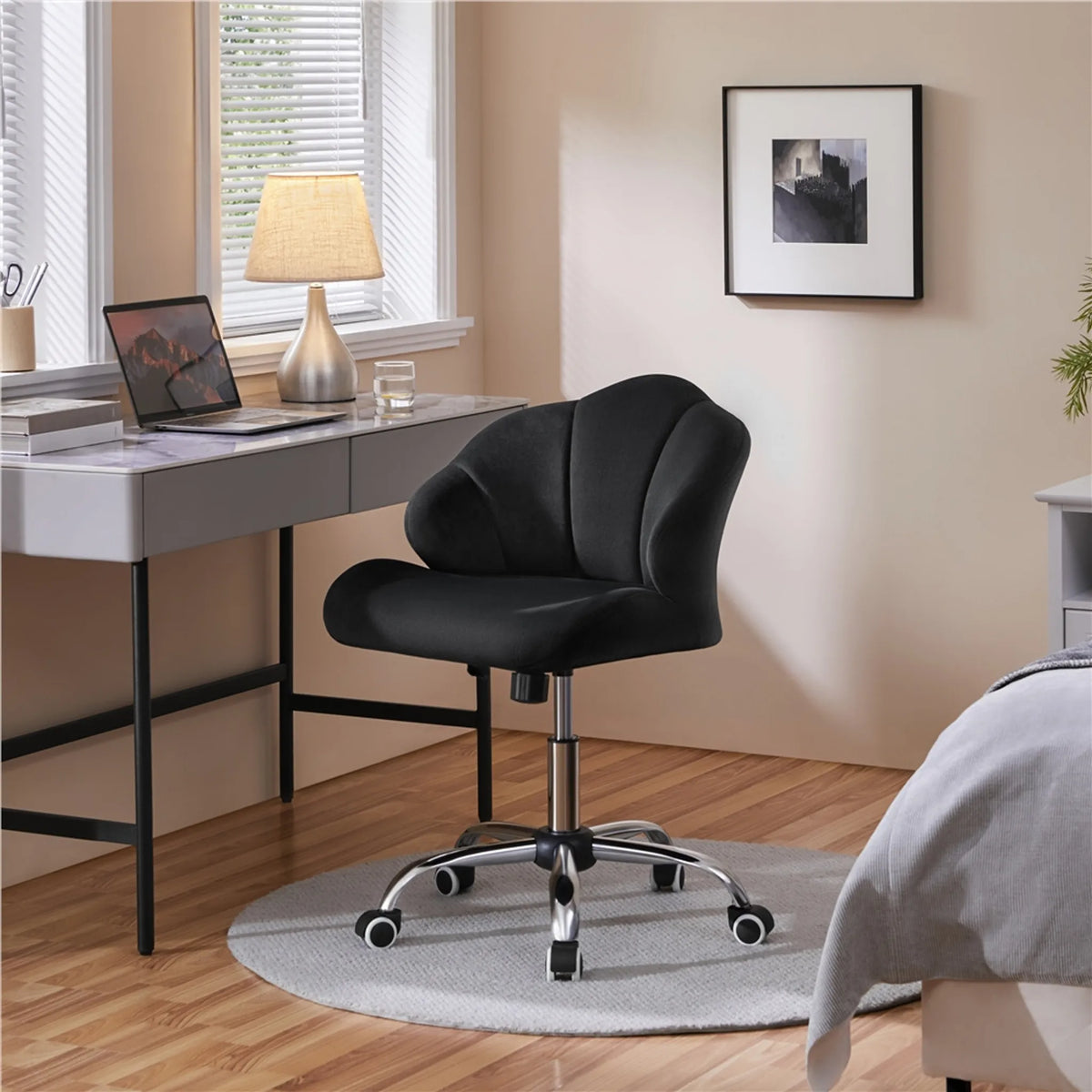 Yaheetech Elegante Draaistoel met Schelpdesign 76,5-86 cm – Strak Zwart – Polyester en Metaal