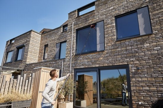 Umuzi Cleaning Telescopische Waterborstel - 7 m Uitschuifbare Schrobborstel voor Ramen, Gevel en Huis - Reiniger met 4 Uitschuifbare Delen - Zeepdispenser met Doseerknop