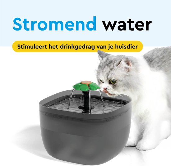 BRASQ Drinkfontein kat en hond 2 Liter - Waterfontein - Kattenfontein - Waterdispenser - Dieren drinkbak - Zwart - BPA vrij - geruisloos - Inclusief 4 reservefilters + accessoires