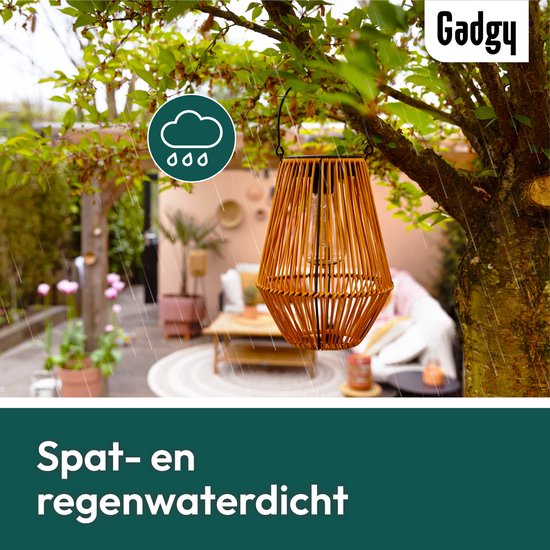 Gadgy Solar Tuinverlichting Rattan Bruin - Tuinverlichting op Zonne Energie - Solar Tafellamp met USB-aansluiting - Buitenlamp Tuinbeeld - Tuinlantaarn met Dag/Nacht Sensor - Verlichting voor Buiten - Lantaarn Tuin