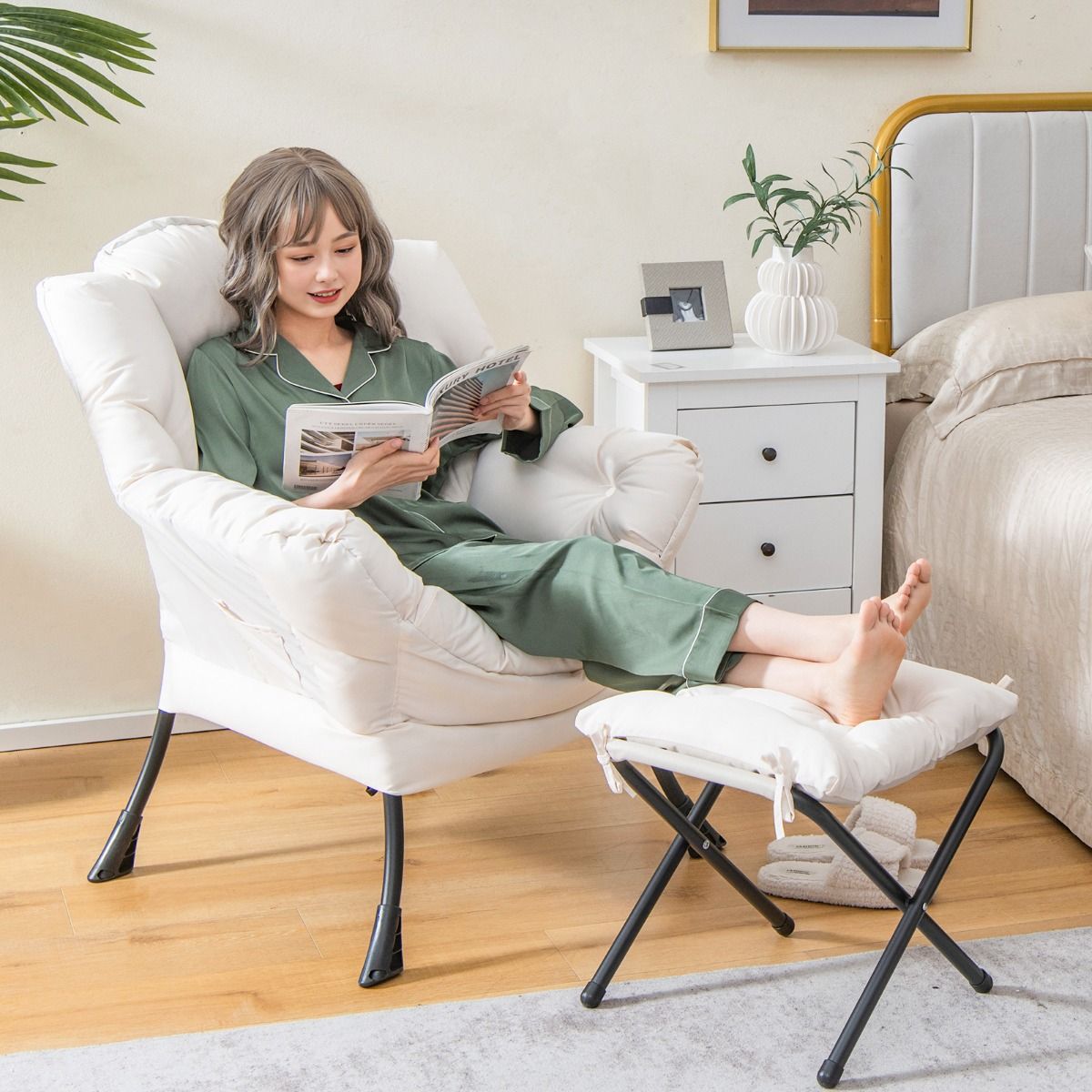Coast Fauteuil met Voetenkruk - 150 kg Draagvermogen - 75 x 81 x 94.5 cm - Beige