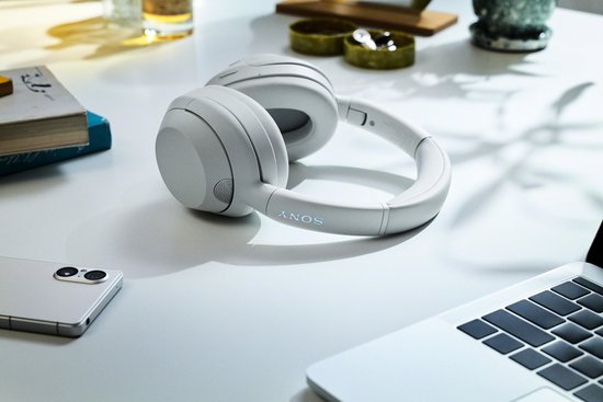 Sony ULT Wear - Draadloze Noise Cancelling koptelefoon met ULT Power Sound - Zwart