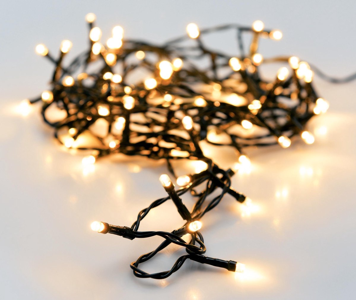 LED Kerstverlichting 9 m – 120 LED Lampjes – Extra Warm Wit – Binnen & Buiten – Met IP44 Adapter