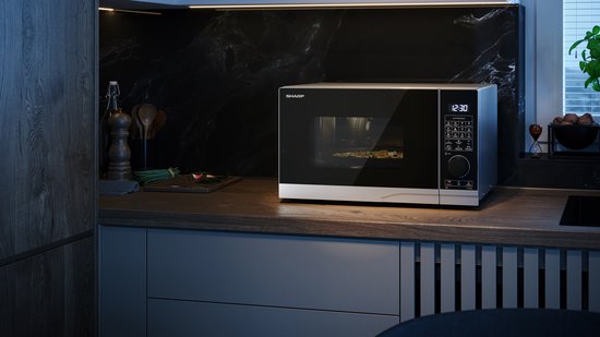 Sharp YC-PC254AE-S combimagnetron met grill en heteluchtoven - 900W - 25 liter - zilver