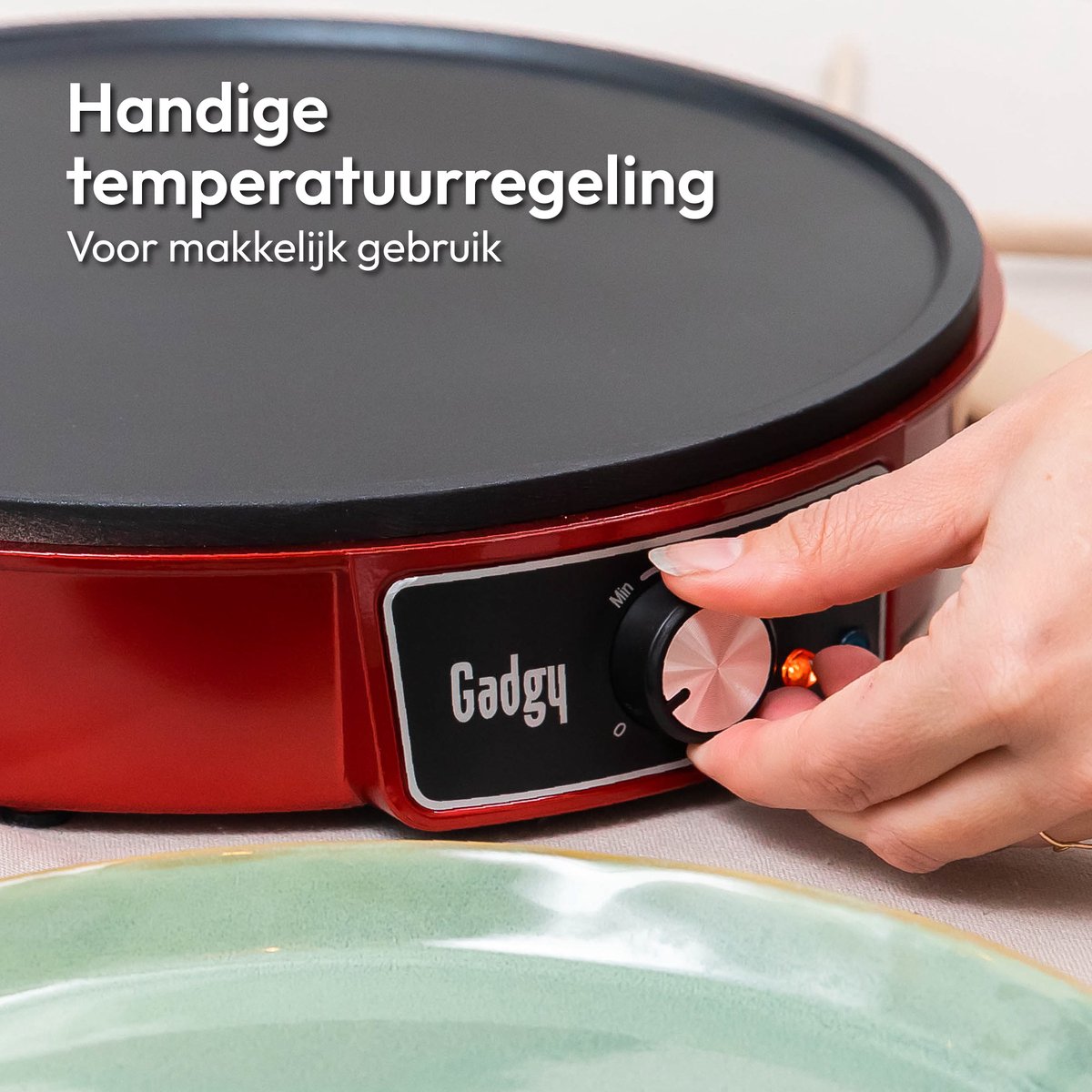 Gadgy Pannenkoekenmaker -  Ø30CM Crêpe Maker  - 1000W met Regelbare Thermostaat - Incl. Spatel en Deegverdeler -  Rood