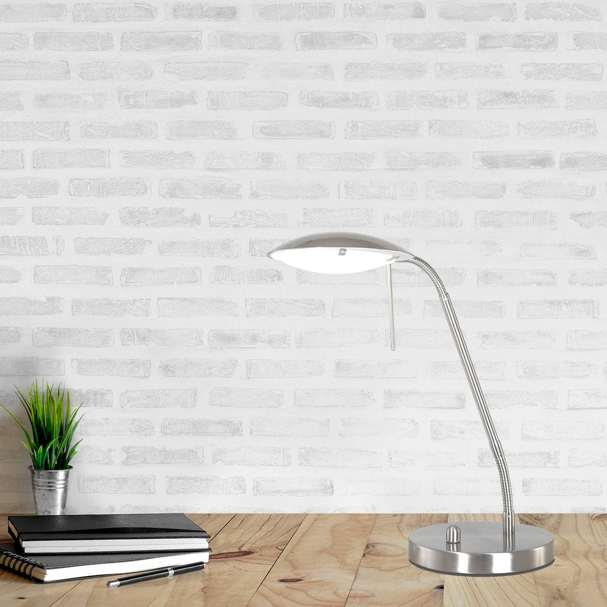 Stalen Tafellamp Biron 1315ST - Kantelbaar en Verstelbaar - Modern Design - Mexlite - Inclusief 194 cm Snoer - Hoogte 25-46 cm