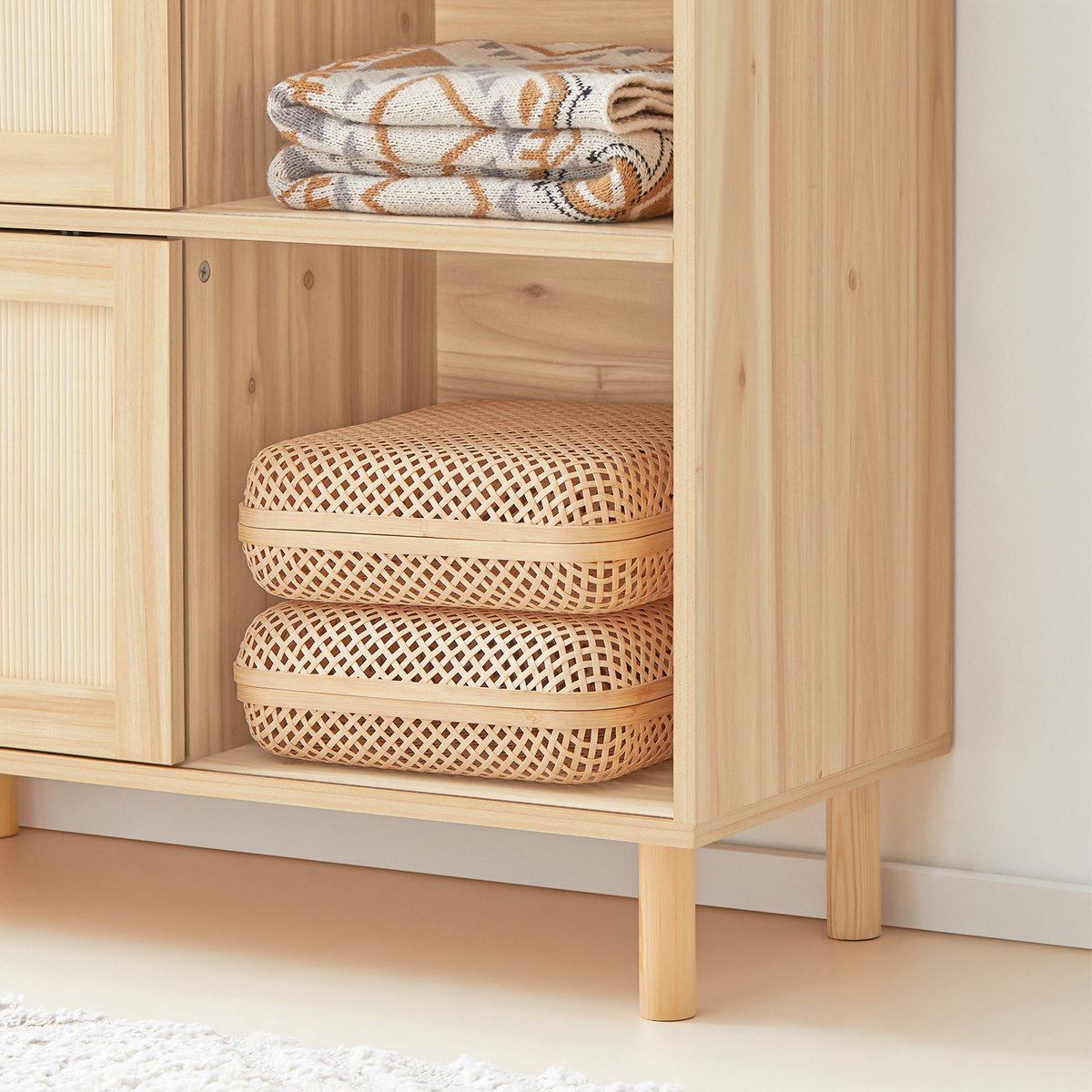 SoBuy Dressoir / Buffetkast met 2 Schuifdeuren en Wieltjes – Houten Opberger – 80×35×87 cm – Naturel