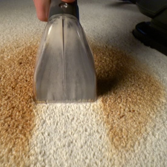 Lvington Spot Blast Waterstofzuiger - Tapijtreiniger - Stoffenreiniger voor Auto of Bank- Reinigingsmachine - 650W - Textielreiniger - Verwijderd Vlekken - Reinigt, schrobt en stofzuigt - Intelligent dubbel tanksysteem