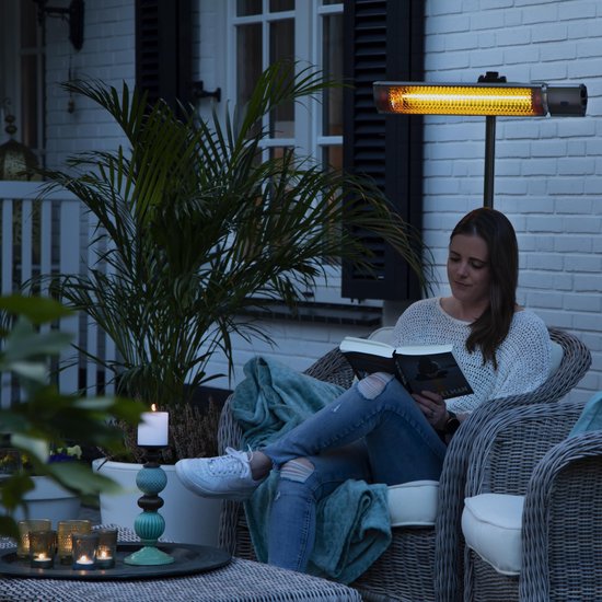 VONROC Sfeervolle terrasverwarmer – Marsili 2000W – Hoog rendement – Zilver - Low Glare lamp – 2 Warmteniveaus – Met afstandsbediening