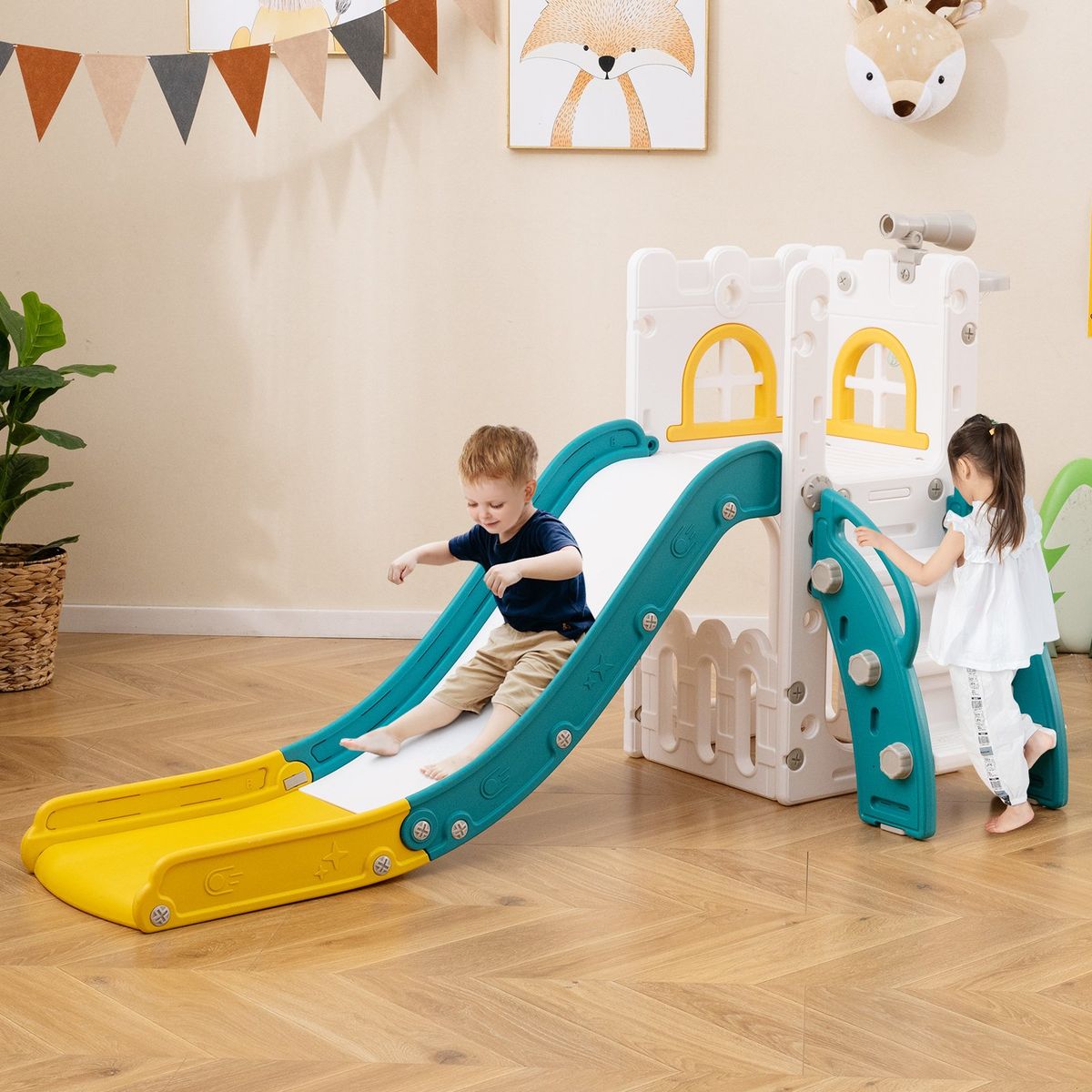 Coast 6-in-1 Kinderglijbaan - met basketbalring en telescoop - L-vorm - groen