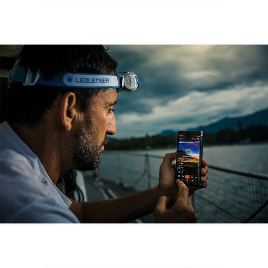Ledlenser MH11 - Hoofdlamp - Oplaadbaar - 1000 lumen - Focusseerbaar - App control - Grijs
