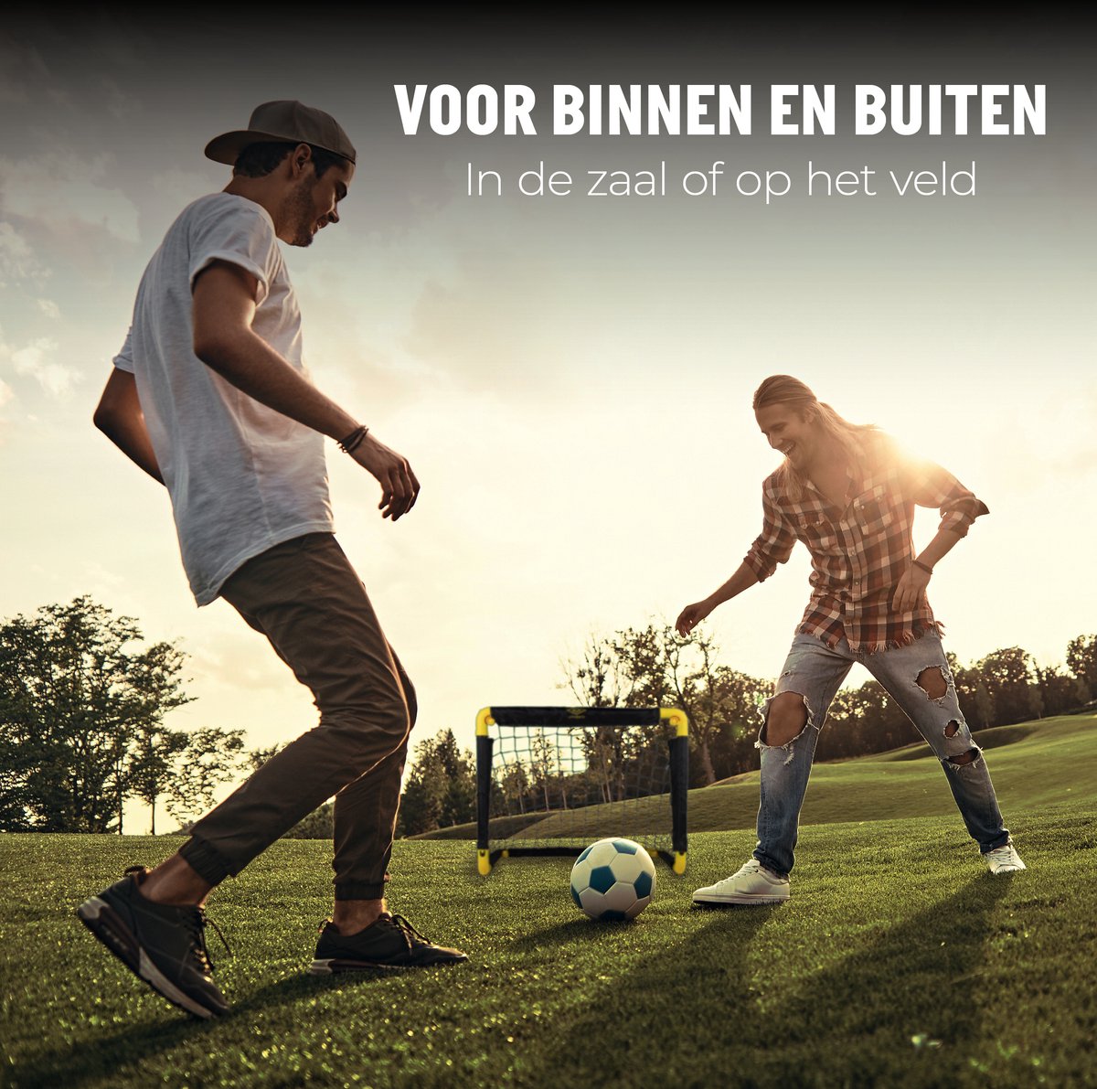 Umbro Voetbaldoel - Opvouwbaar - Inclusief 2 Grondpennen - Kunststof - 50 x 44 x 44 cm - Zwart/Geel