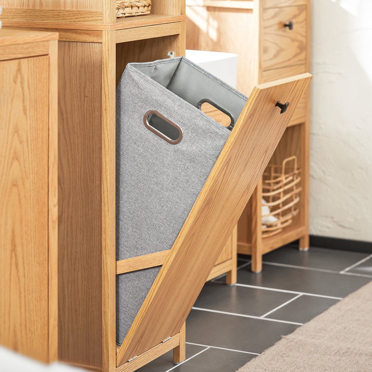 SoBuy BZR95-N Badkamerkast - Wood Composite Hoge Kast met Planken & Wasmand - 172 x 40 x 35 cm -Houtkleur