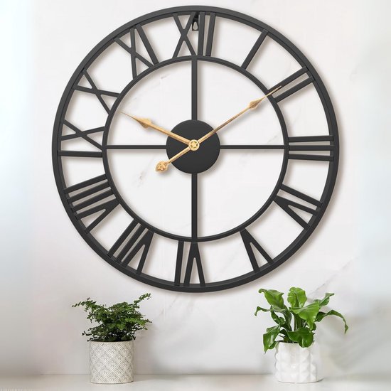Tyme Wandklok Industrieel – 34cm – Romeinse cijfers – Goed leesbaar - Analoog - Uurwerk - Muurklok Modern - Quartz - Zwart