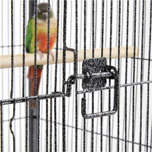 Yaheetech Vogelkooi Met Verrijdbaar Onderstel – Voorzien Van Uitschuifbare Lade En 4 Plastic Voerbakjes En 3 Houten Zitstokken – Voor Kleine Vogels En Parkieten – Gehamerd Zwart Metaal En Massief Hout – 45,5 x 45,5 x 100,5 cm