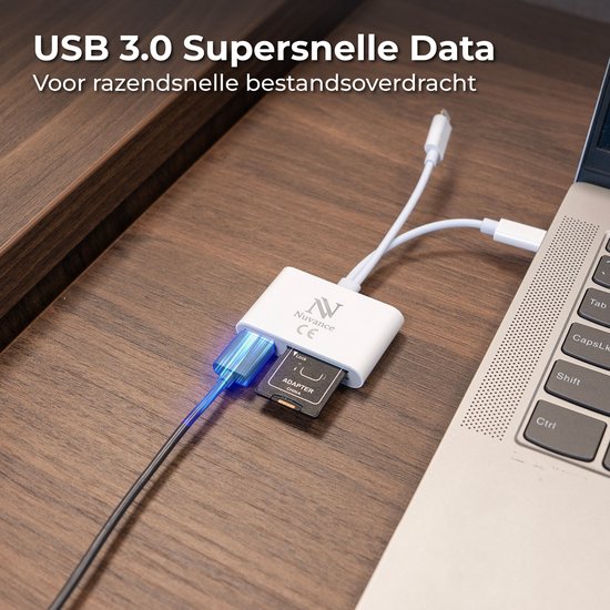 Nuvance SD Kaart Lezer - 3 in 1 - Micro SD Kaart - USB naar USB C - 8-Pin - Geschikt voor alle Telefoons, Tablets & Laptops