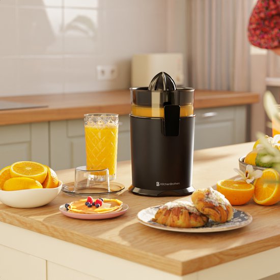 KitchenBrothers Citruspers - Handmatig - Met Uitloop - 0.5L - Zwart