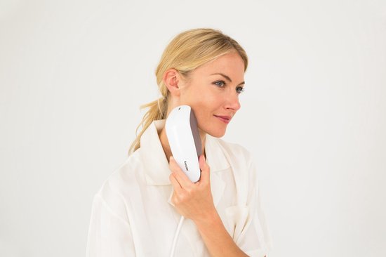 Beurer IPL 10000+ SalonPro - IPL ontharingsapparaat - XXL lichtoppervlak - Tot 250.000 lichtimpulsen - Huidtypeherkenning - UV filter - 6 Energie instellingen - 3 Jaar garantie
