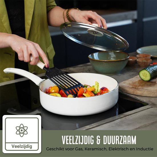 COOCK 19-Delige Pannenset Inductie - Speciale Anti-Aanbak Coating - Ergonomische Koudgrepen - Gerecycled Aluminium - koekenpannenset - kookpottenset - Wit - Inclusief Onderzetters en E-book