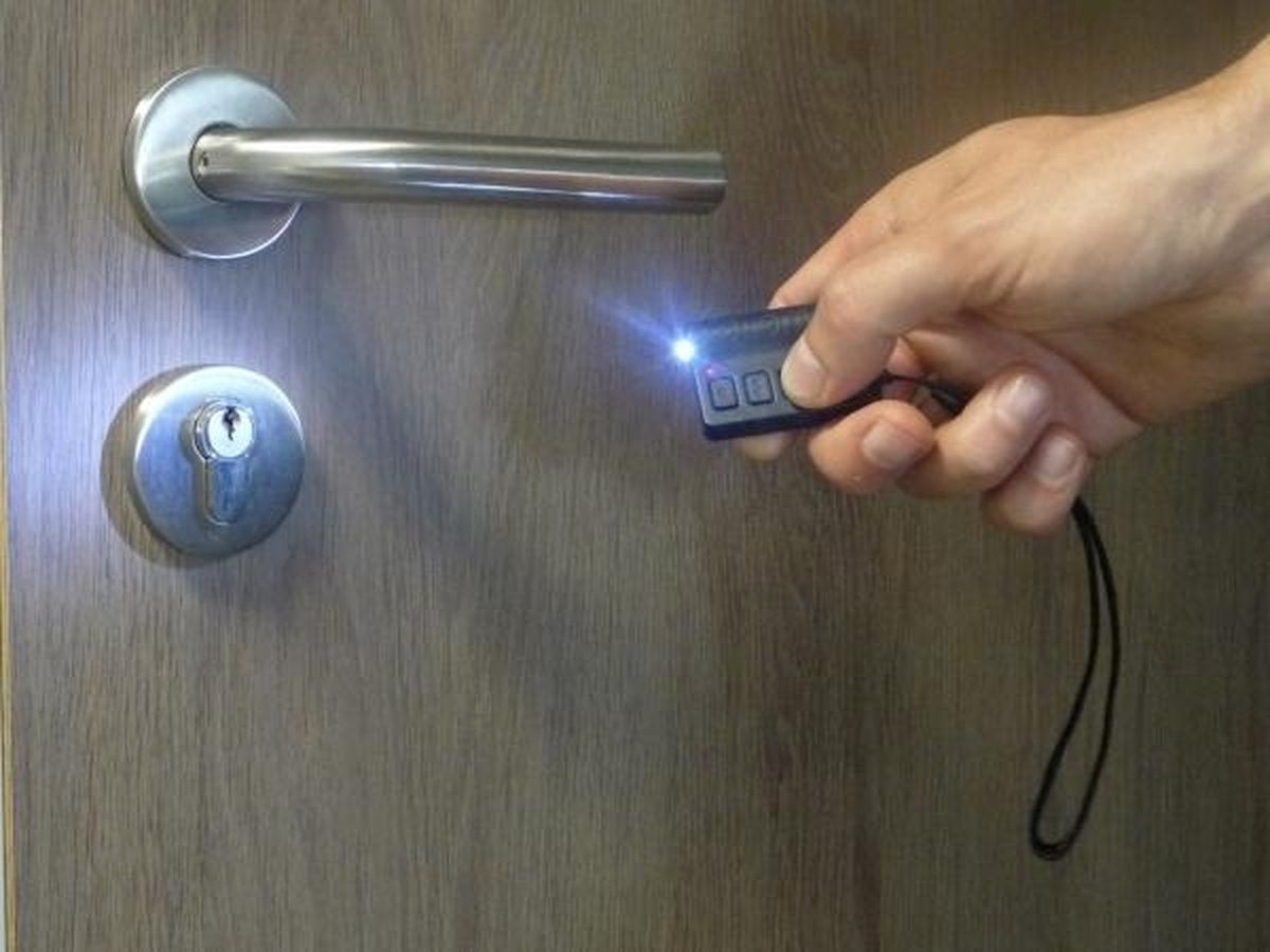 2-Kanaals Zender Met LED-verlichting - (VM166T)