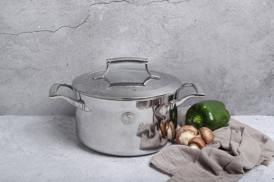 Saveur Voyage Kookpan Ø22 cm – Tri-Ply RVS – PFAS-vrij – Geschikt voor Inductie & Oven