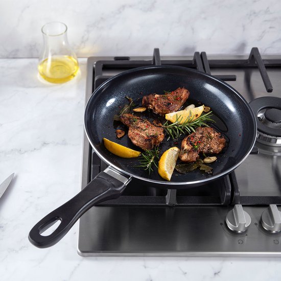 BK Vivid Keramische Antiaanbak Pannenset 13-delig - Ø16-28cm - Koekenpan - Hapjespan - PFAS-vrij – Inductie Pannenset – Ovenbestendig tot 160°C – Vaatwasserbestendig – Snelle opwarming – Koudgrepen - Zwart