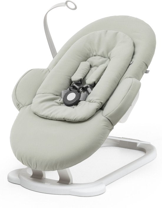 Stokke® Steps™ Wipstoel - Soft Sage/Wit Chassis