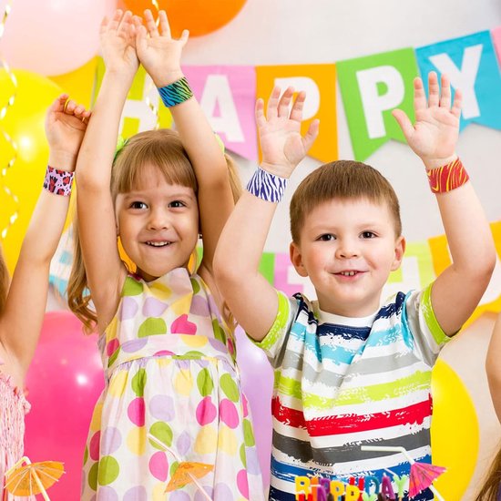 Partizzle 48x Klap Armbandjes Pakket - Slap on Bracelet / Klik Armbanden - Klaparmband Uitdeelcadeautjes - Grabbelton Armband Traktatie Cadeautjes - Voor Kinderen